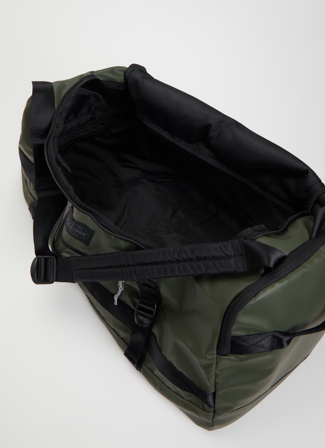 Eastpak Duffel M weekendtas met waterafstotende coating  - detail 3 groen