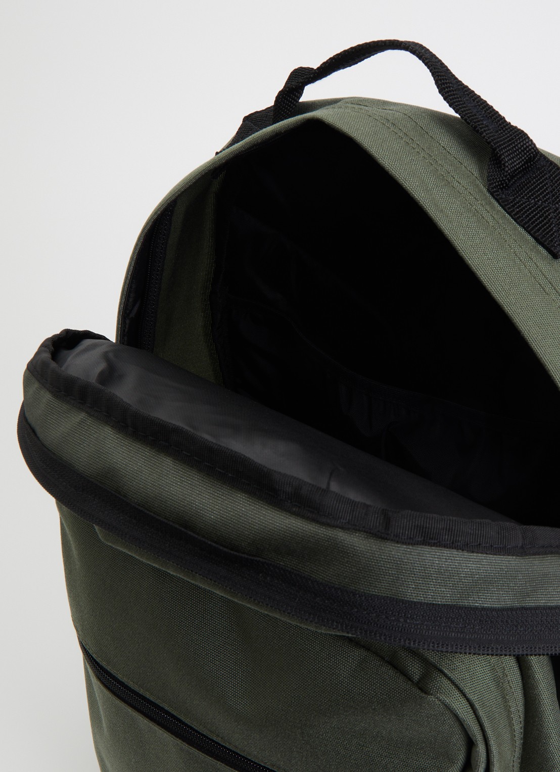 Eastpak Morius rugzak met 15 inch laptopvak  - detail 2 khaki