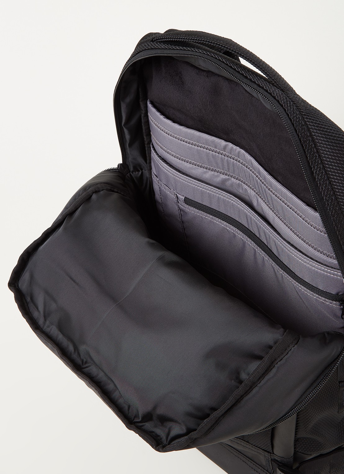 Eastpak Tecum M rugzak met 15 inch laptopvak - detail 2 zwart