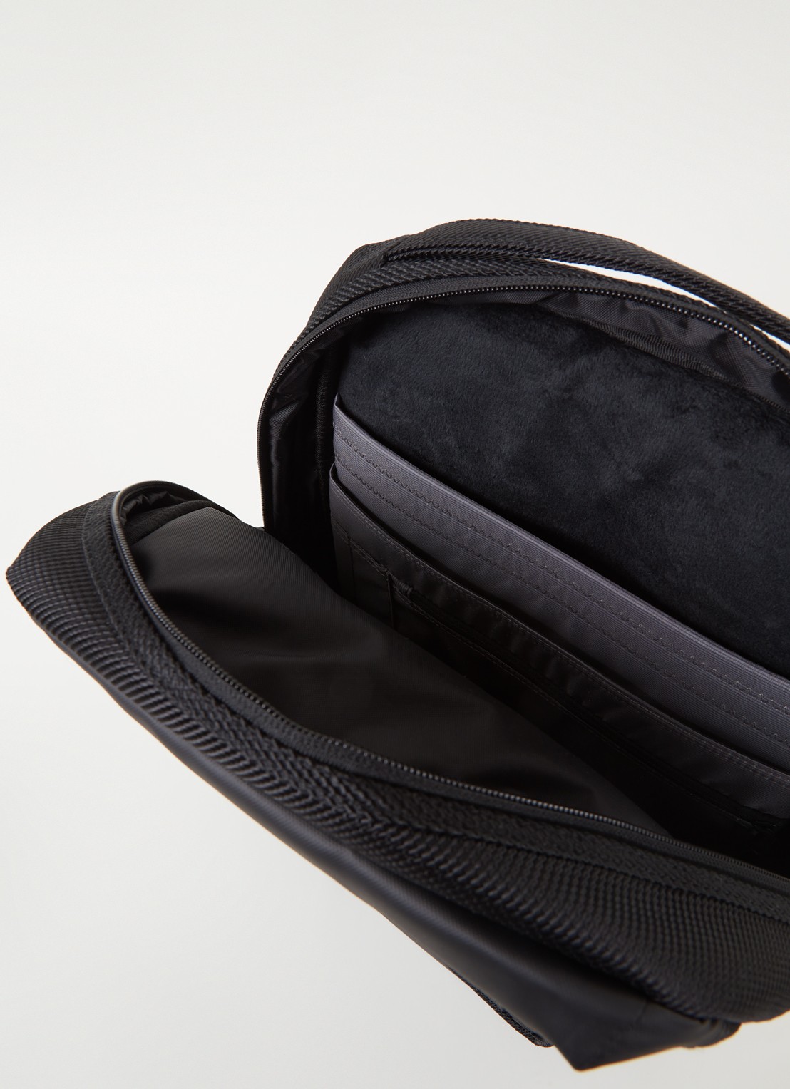 Eastpak Tecum S Cnnct Coat rugzak met 13.3 inch laptopvak - detail 2 zwart