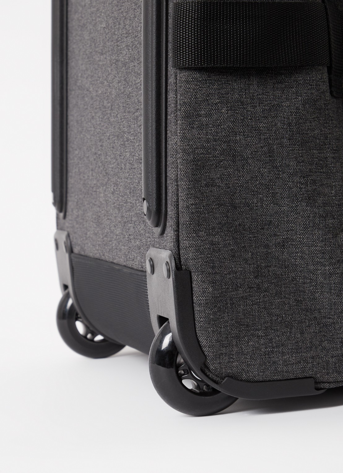 Eastpak Tranverz L trolley 79 cm - detail zwart
