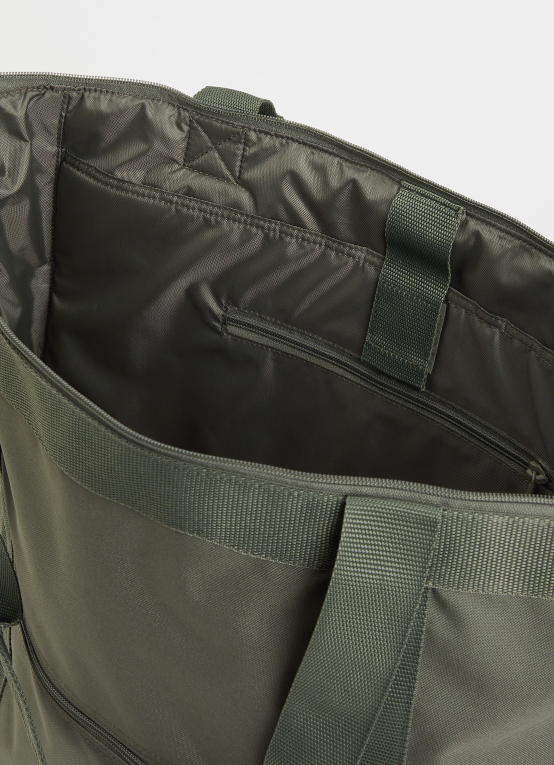 Eastpak Travel Tote schoudertas met 16 inch laptopvak - detail 2 mosgroen