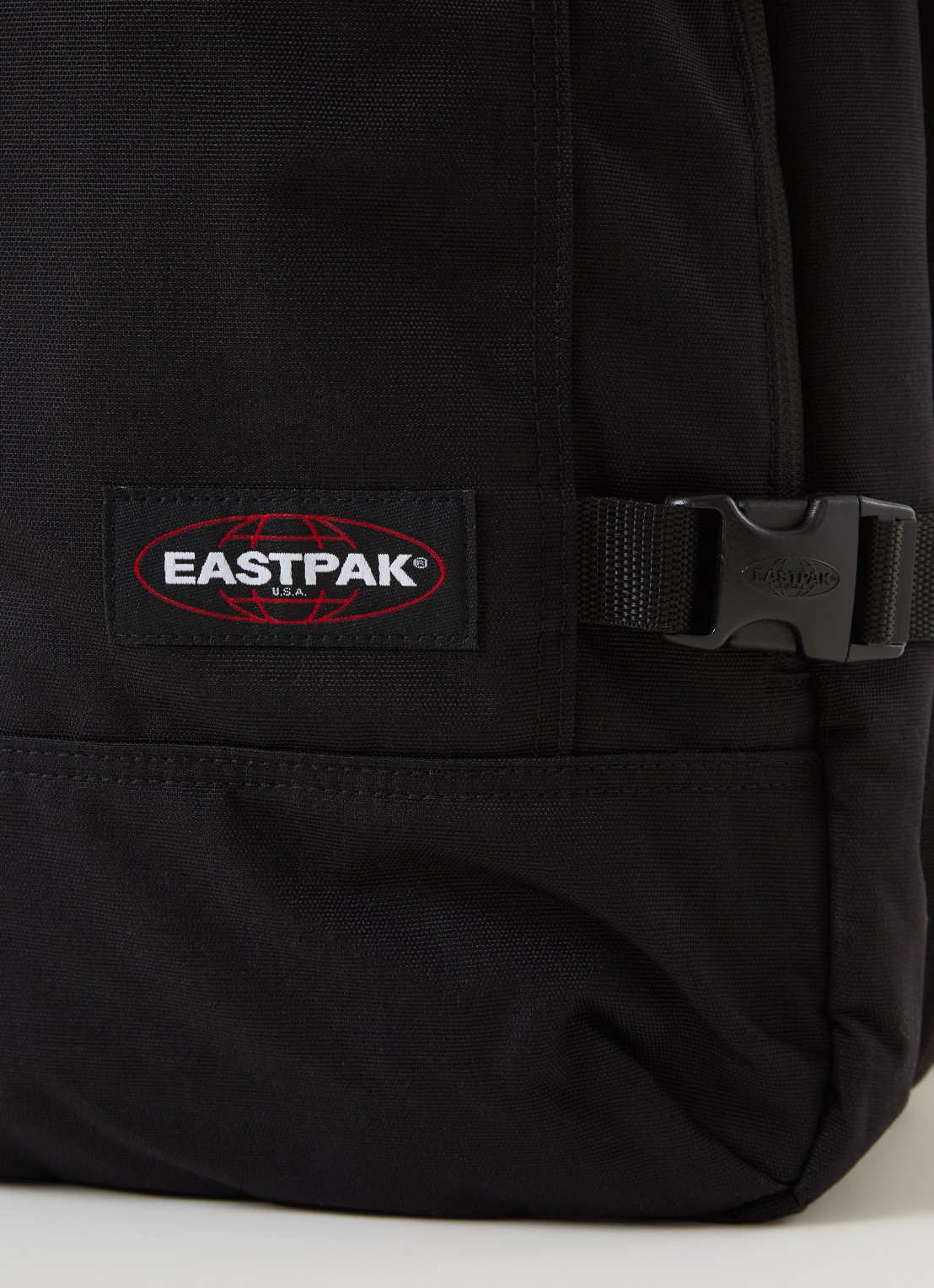 Eastpak Travelpack reistas 51 cm - detail 2 zwart