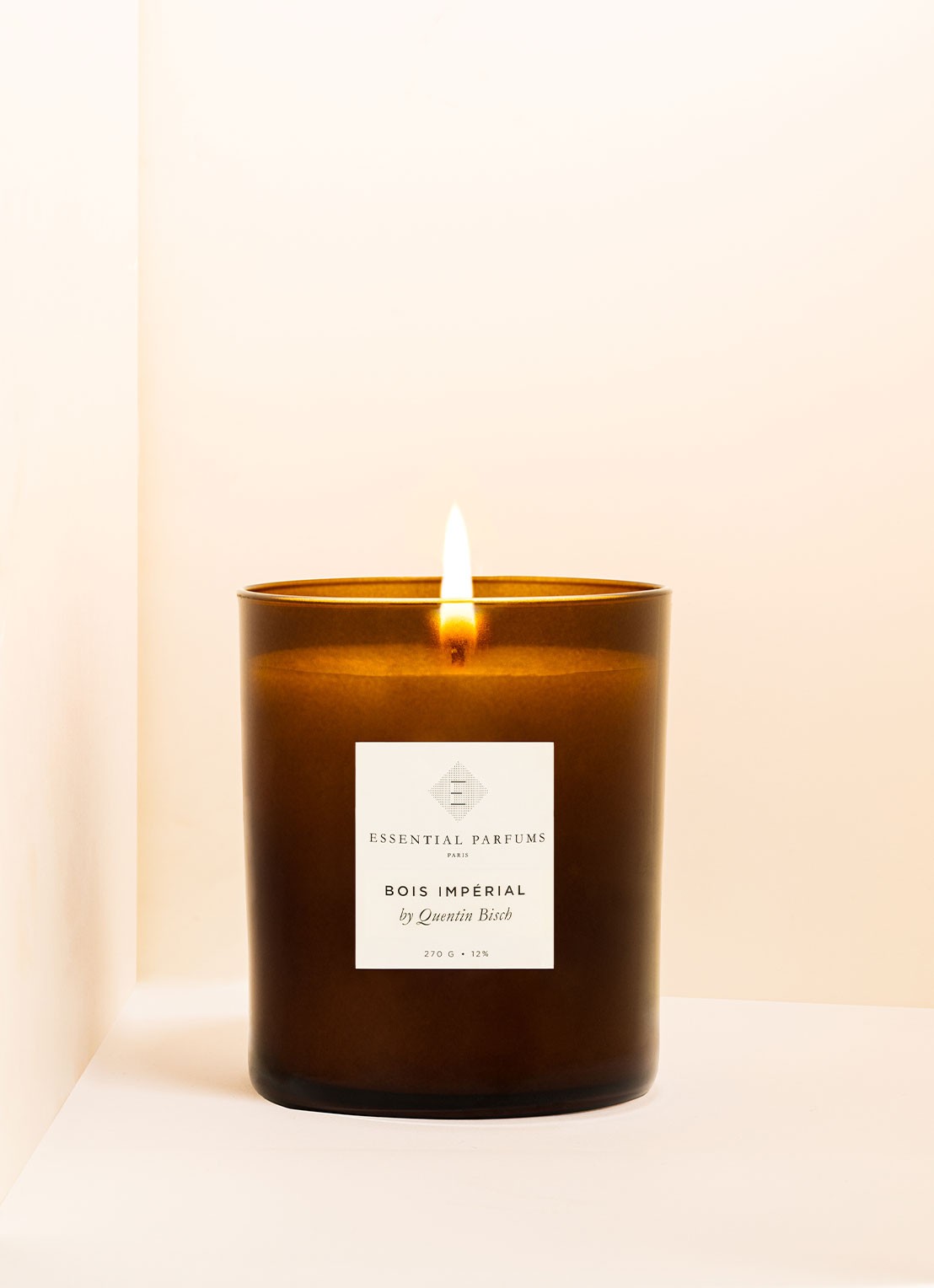 Essential Parfums Bois Impérial Scented Candle - geurkaars 270gr - detail 4 undefined