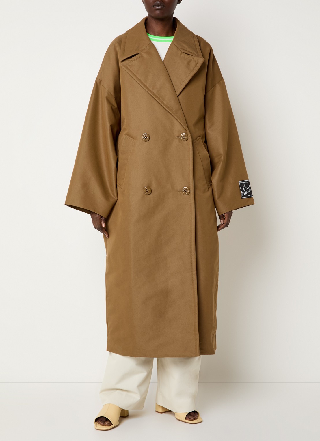 Essentiel Antwerp Double-breasted trenchcoat met logo - detail bruin