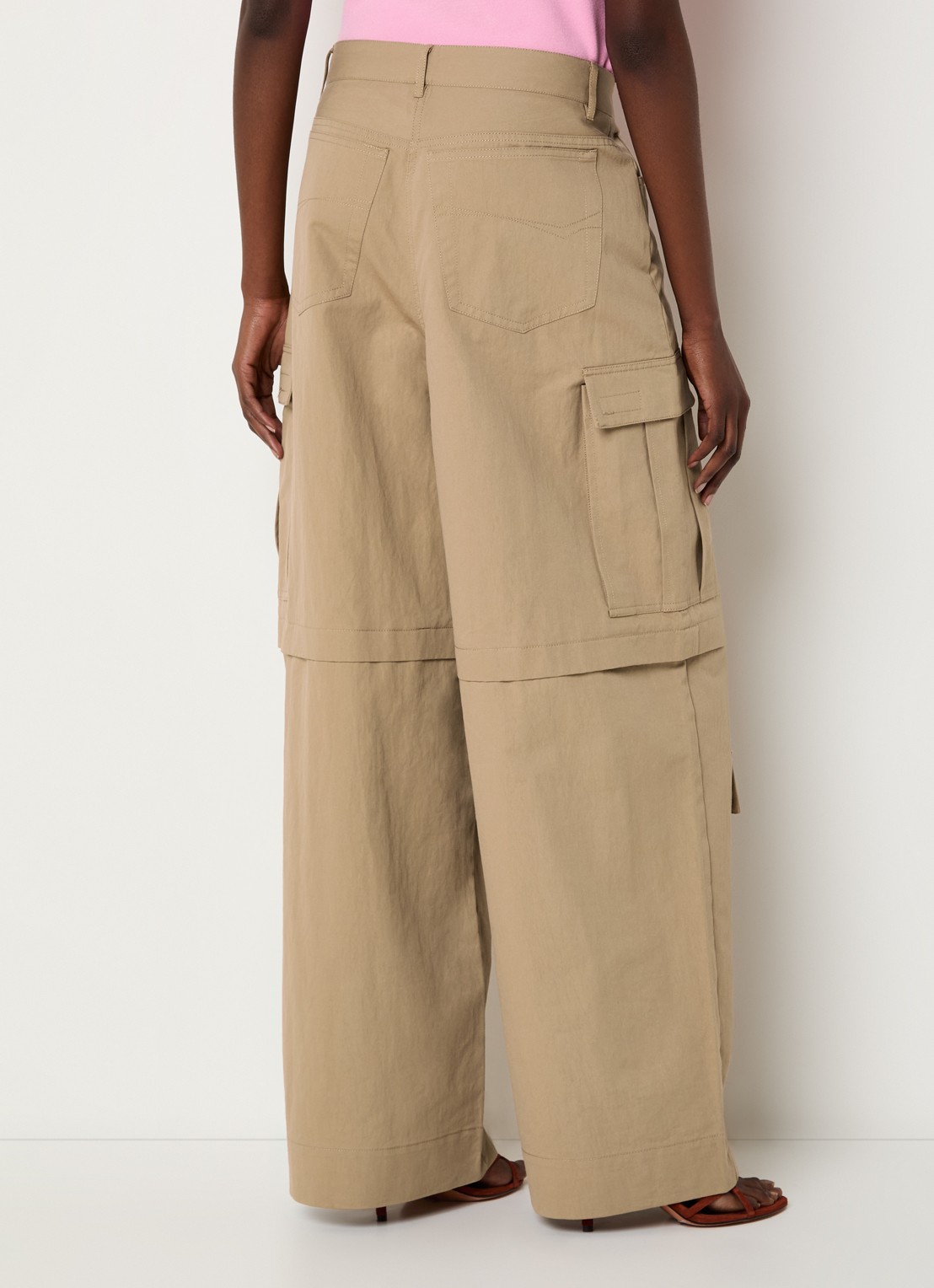 Essentiel Antwerp High waist loose fit cargobroek met steekzakken - achterkant cognac