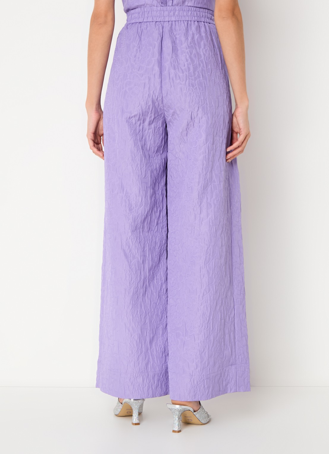 Essentiel Antwerp High waist wide fit broek met jacquard dessin - achterkant 2 paars