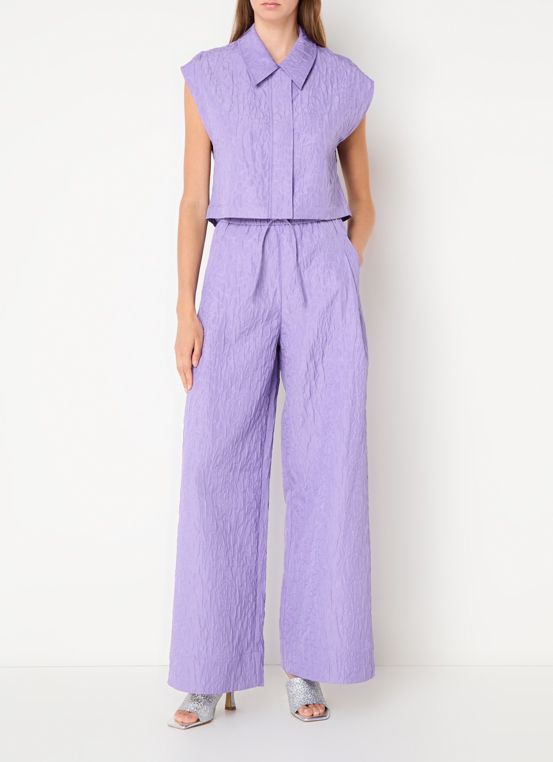 Essentiel Antwerp High waist wide fit broek met jacquard dessin - voorkant 4 paars