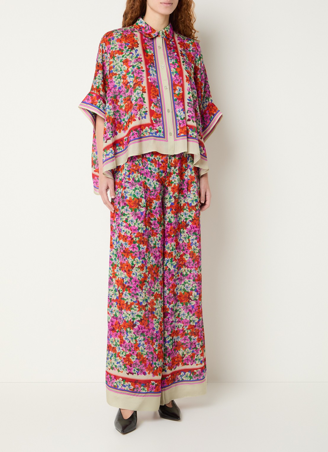 Essentiel Antwerp High waist wide fit palazzo broek in zijdeblend - voorkant 3 rood
