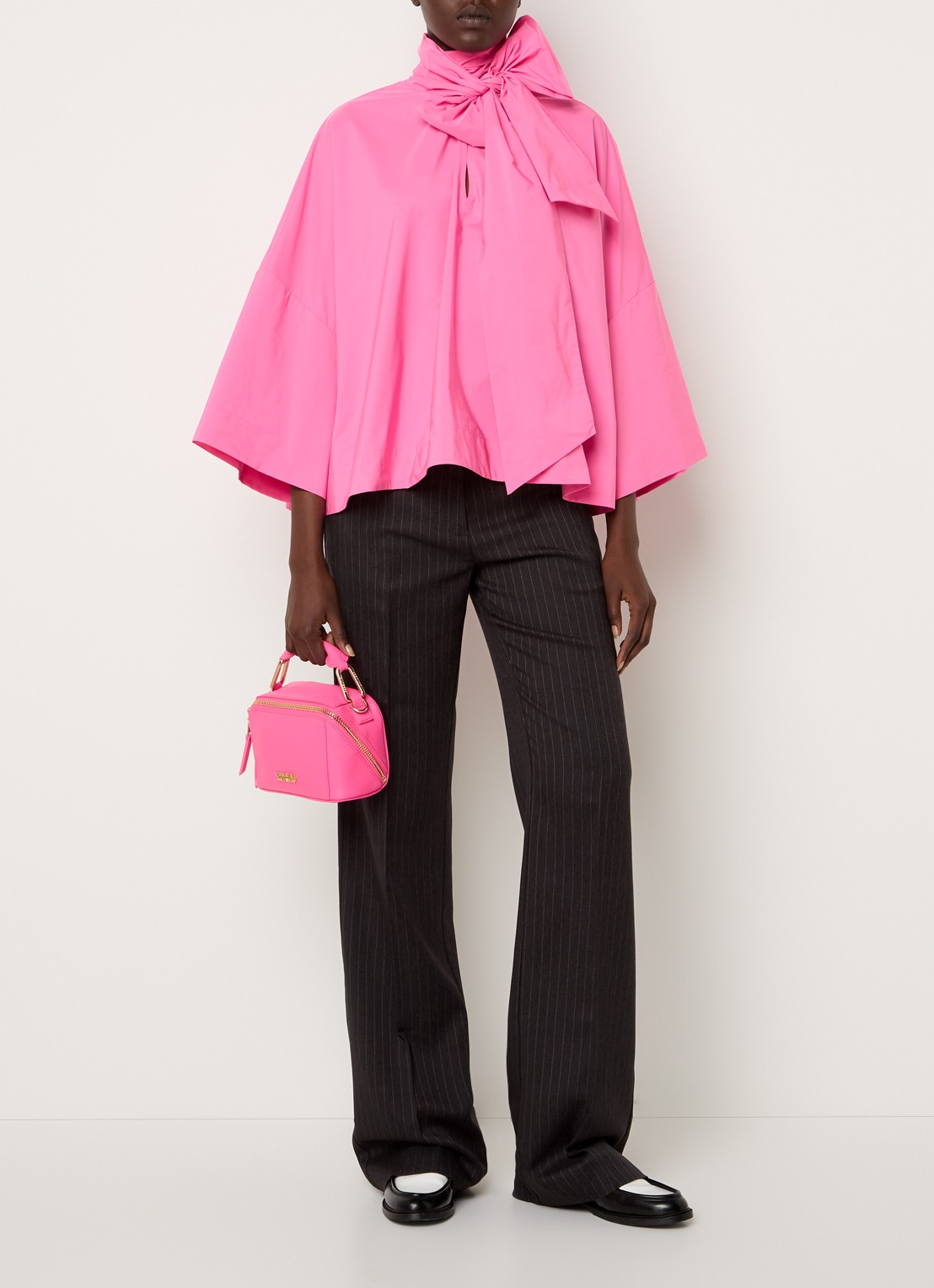 Essentiel Antwerp Igator oversized tuniek met strikkraag - voorkant 4 roze