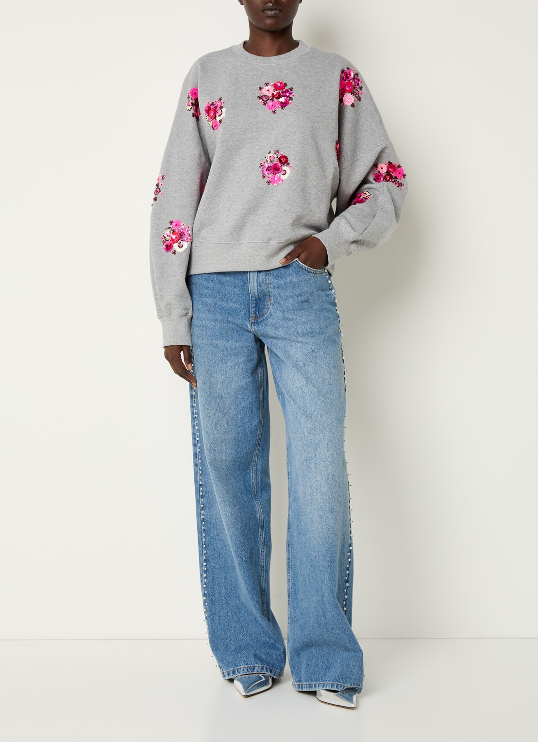 Essentiel Antwerp Itro sweater met pailletten en strass - voorkant 4 grijs