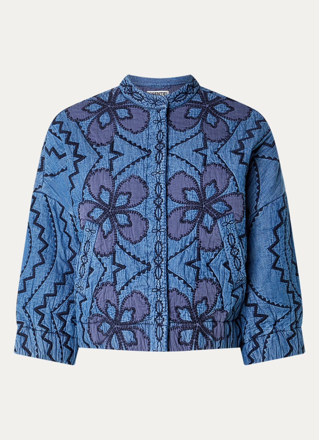 Essentiel Antwerp Jack met quilt patroon en steekzakken - voorkant 3 blauw