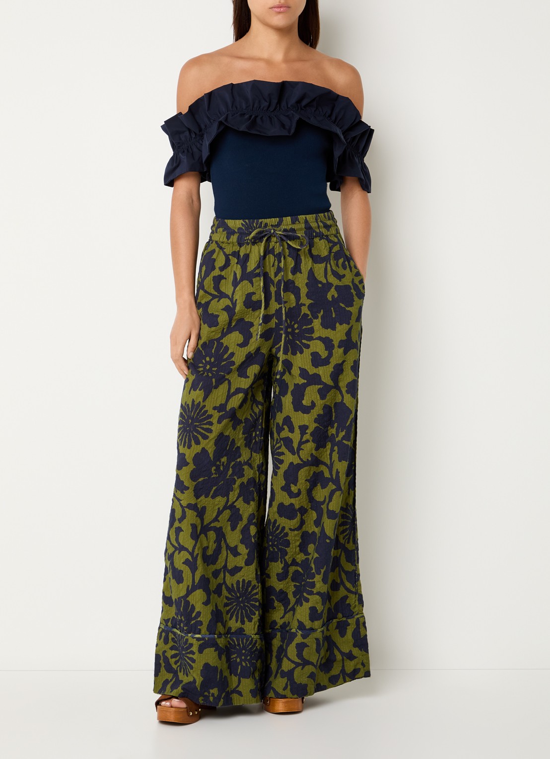 Essentiel Antwerp Jaqua off shoulder top met volant - voorkant 2 donkerblauw