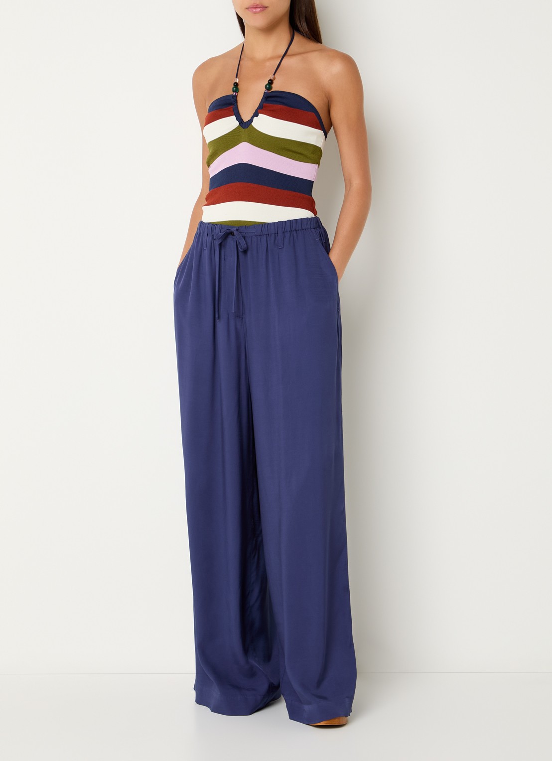 Essentiel Antwerp Jargate high waist wide fit korte broek met trekkoord - voorkant 2 indigo