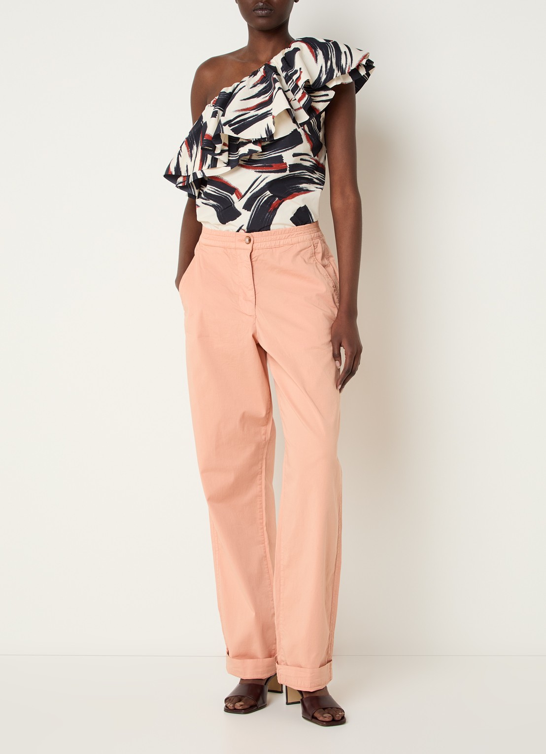 Essentiel Antwerp Jarne high waist straight fit chino met steekzakken - voorkant 2 zalmroze