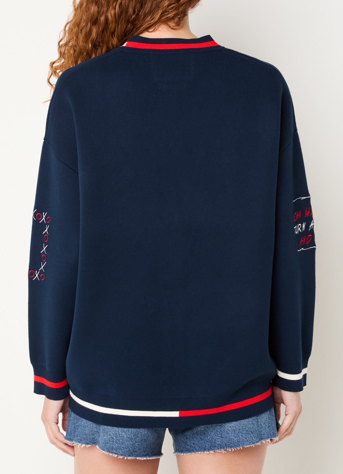 Essentiel Antwerp Jaseball fijngebreid vest met patchwork - achterkant donkerblauw