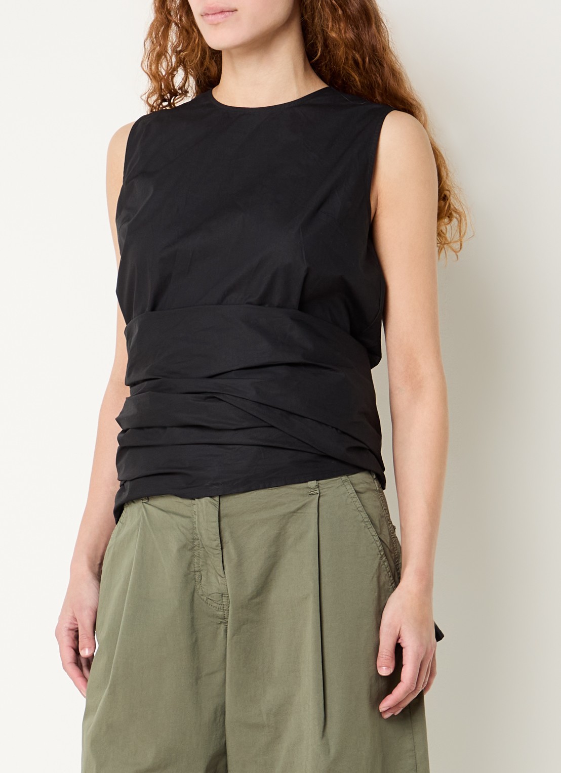 Essentiel Antwerp Jelani top met gestrikt detail en rugdecolleté - detail 3 zwart