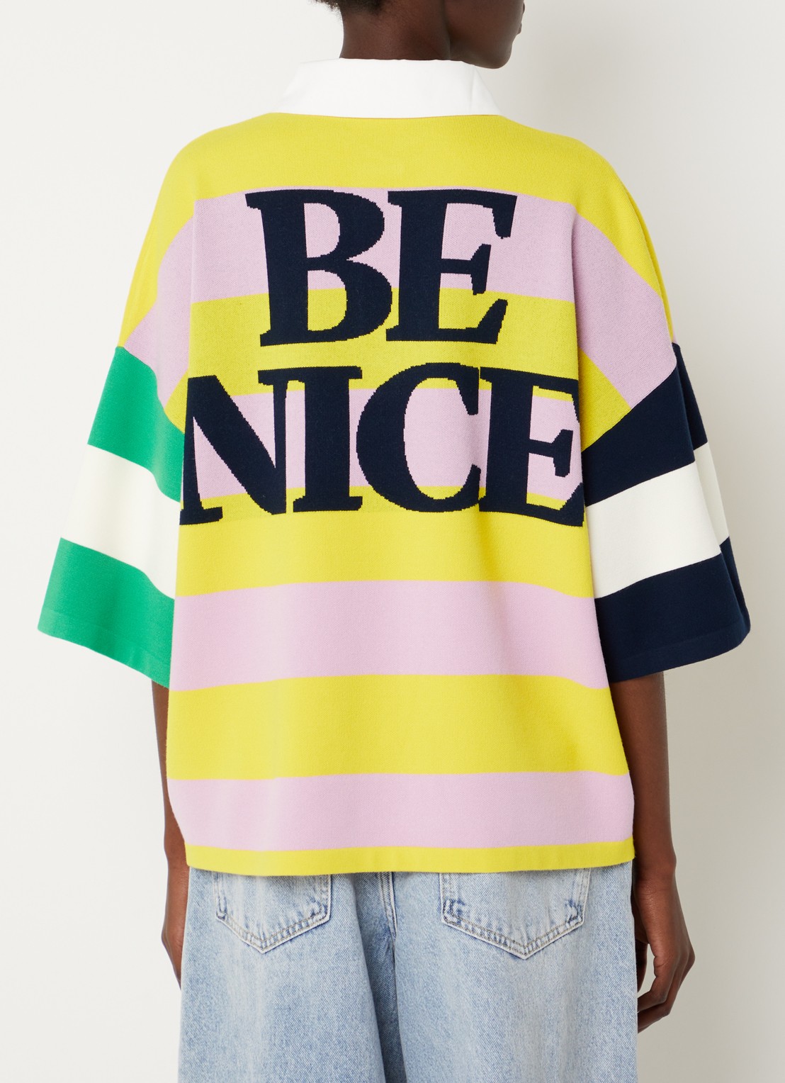 Essentiel Antwerp Jice polo met front- en backprint - detail 4 geel