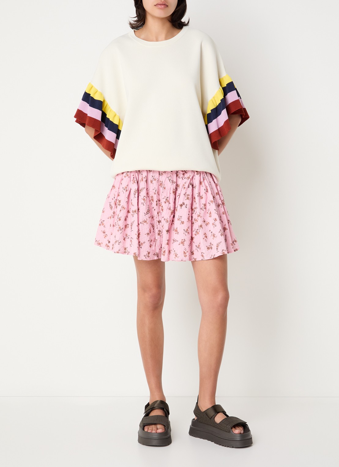 Essentiel Antwerp Jittery high waist wide fit korte broek met bloemenprint - voorkant 3 roze