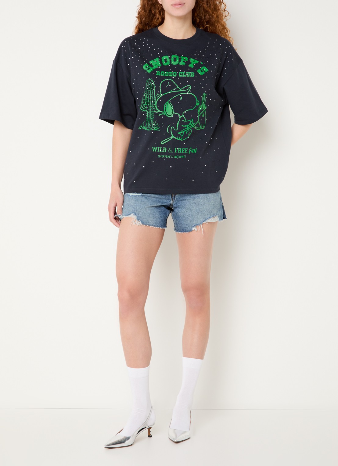Essentiel Antwerp Junki T-shirt met strass en print - voorkant 3 antraciet