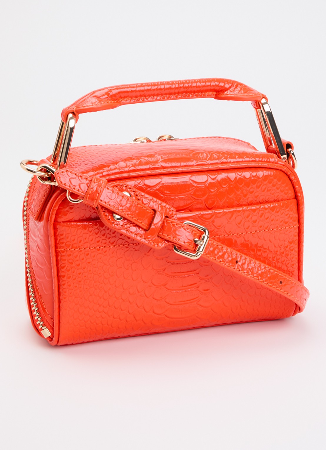Essentiel Antwerp Jussi Mini handtas van leer met studs en afneembare schouderriem - achterkant orange