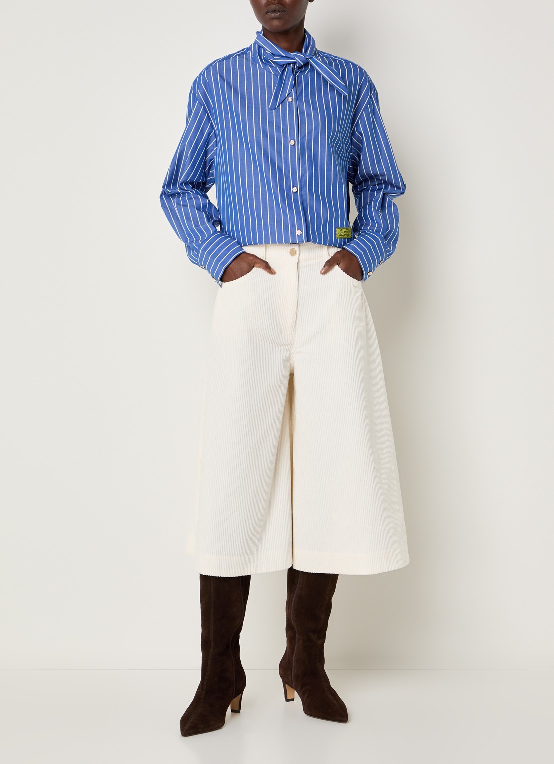 Essentiel Antwerp Kacao blouse met streepprint en logo - voorkant 2 blauw