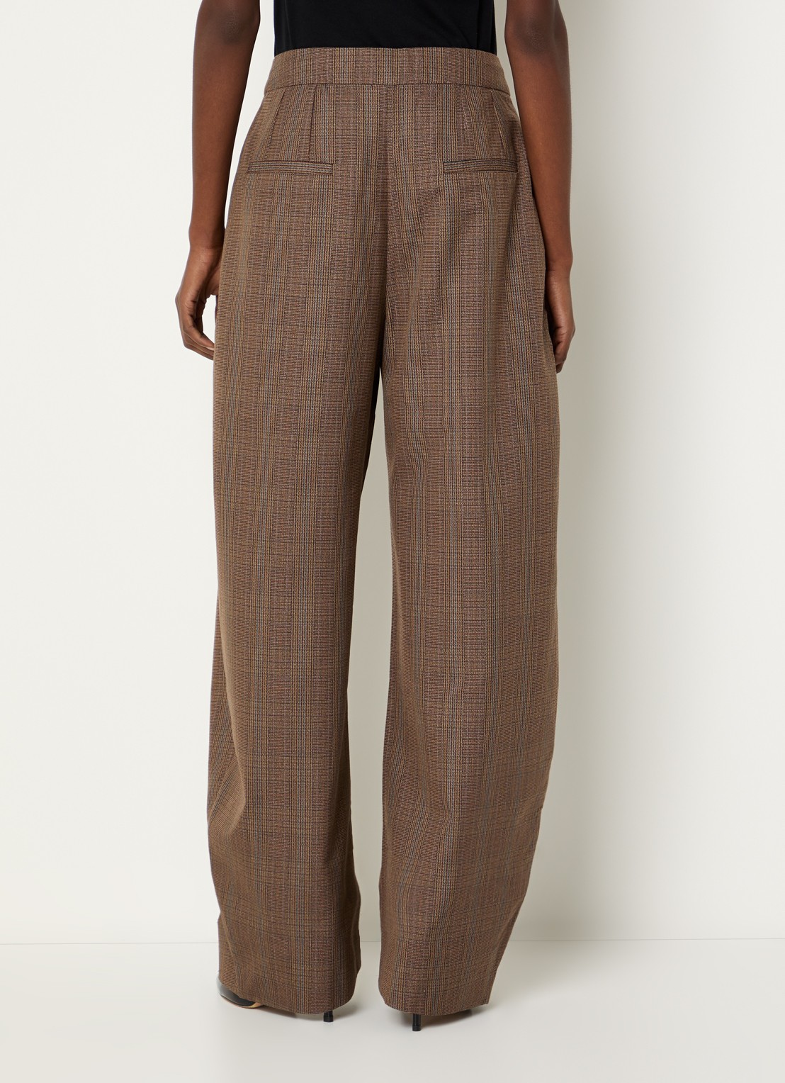 Essentiel Antwerp Karoll2 low waist balloon fit pantalon in wolblend met ruitdessin - achterkant 2 hazelnootbruin
