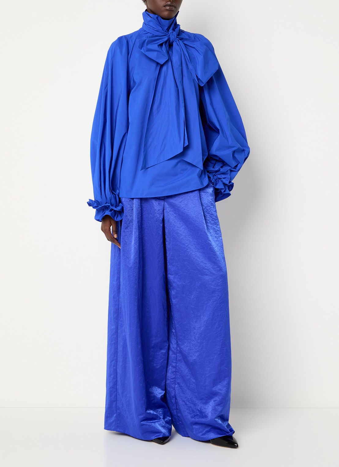 Essentiel Antwerp Kelly blouse met sjaalkraag  - voorkant 3 kobaltblauw