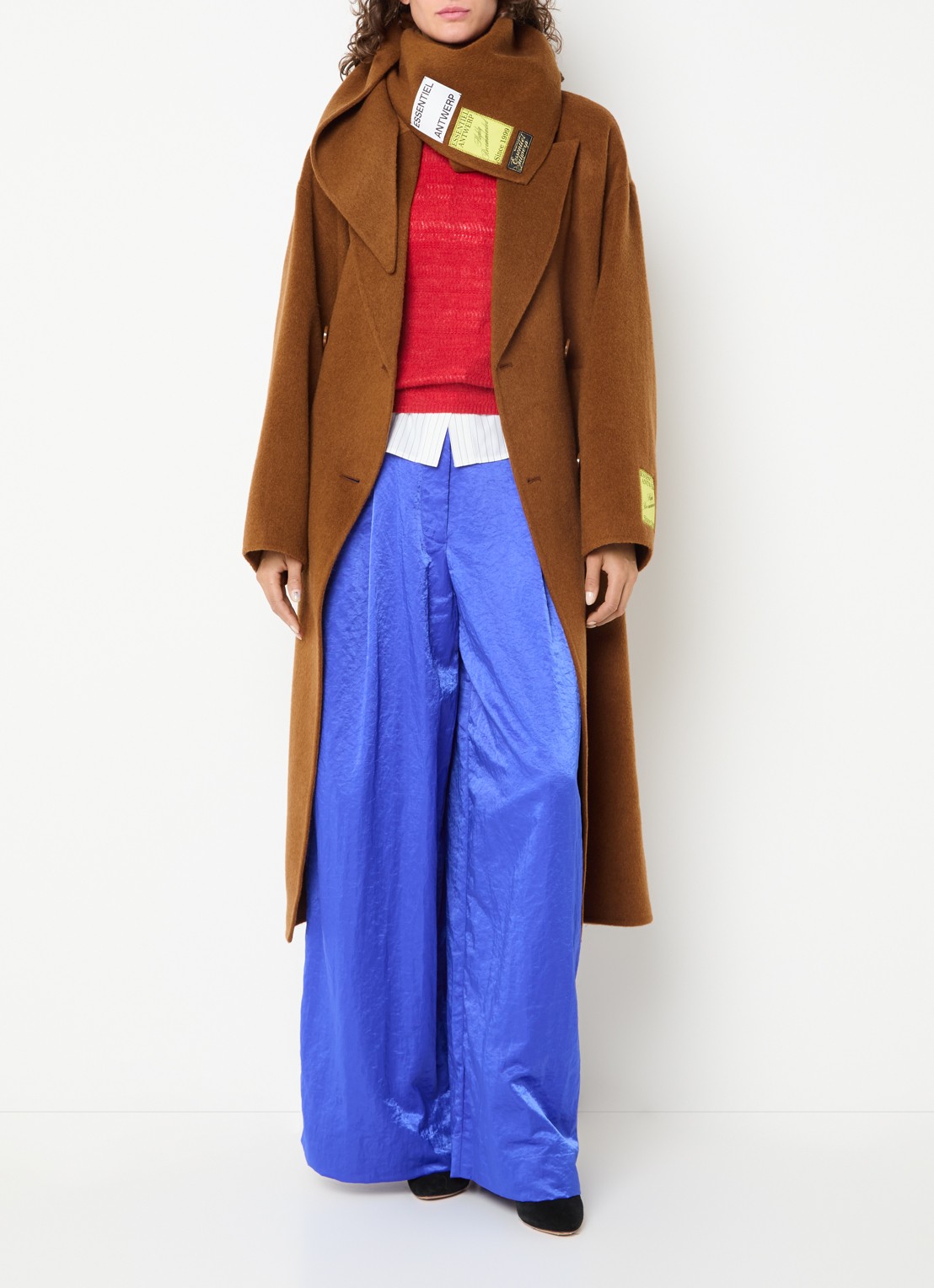 Essentiel Antwerp Kelp oversized mantel van wol met steekzakken - voorkant 4 oranjebruin