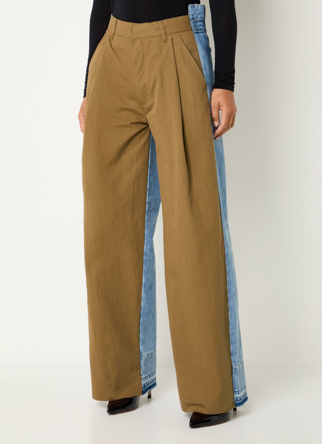 Essentiel Antwerp Krisp high waist wide fit broek met details van denim en steekzakken - detail bruin