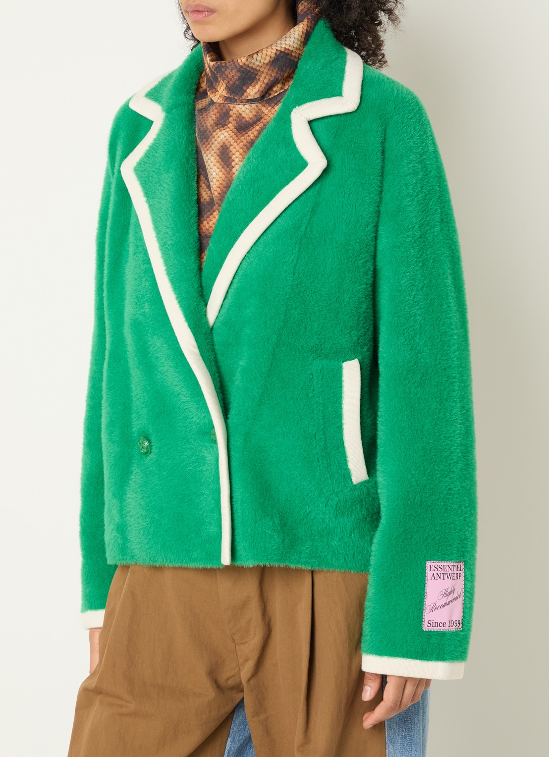 Essentiel Antwerp Kugar double-breasted blazer van imitatiebont - detail 2 groen