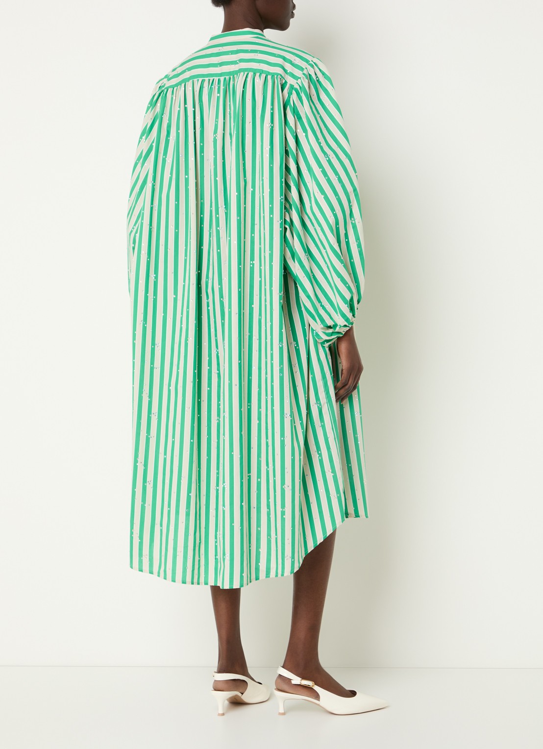 Essentiel Antwerp Midi blousejurk met strass en strikceintuur - achterkant groen