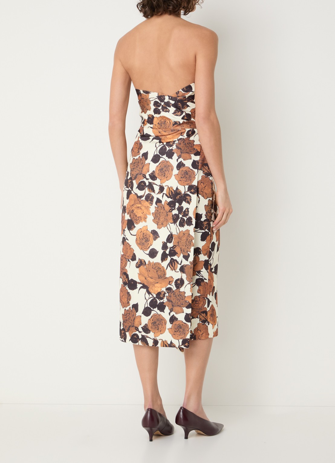 Essentiel Antwerp Midi jurk met strikceintuur - achterkant bruin