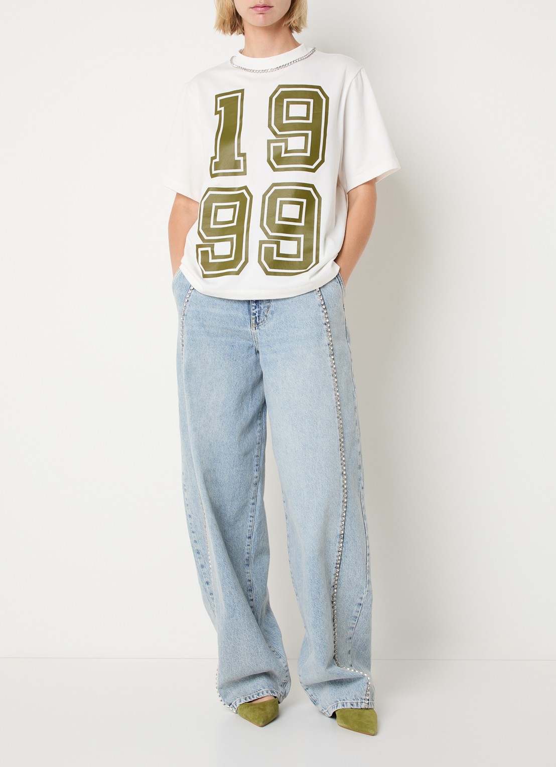 Essentiel Antwerp T-shirt met print en strass - voorkant 4 wit