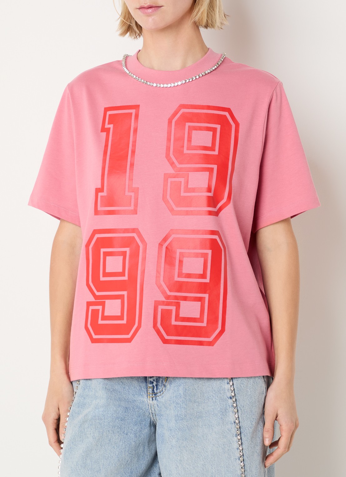 Essentiel Antwerp T-shirt met print en strass - detail koraalroze