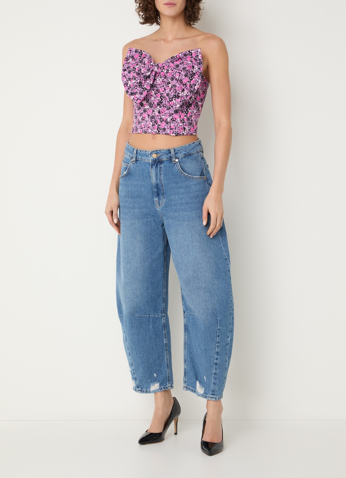 Essentiel Antwerp Top met bloemenprint en strikdetail - voorkant 3 paars