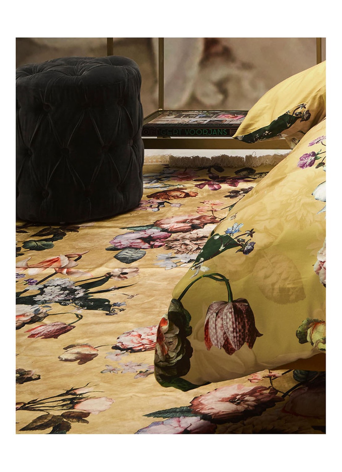 Essenza Fleur vloerkleed met bloemenprint 60 x 90 cm - voorkant 2 geel
