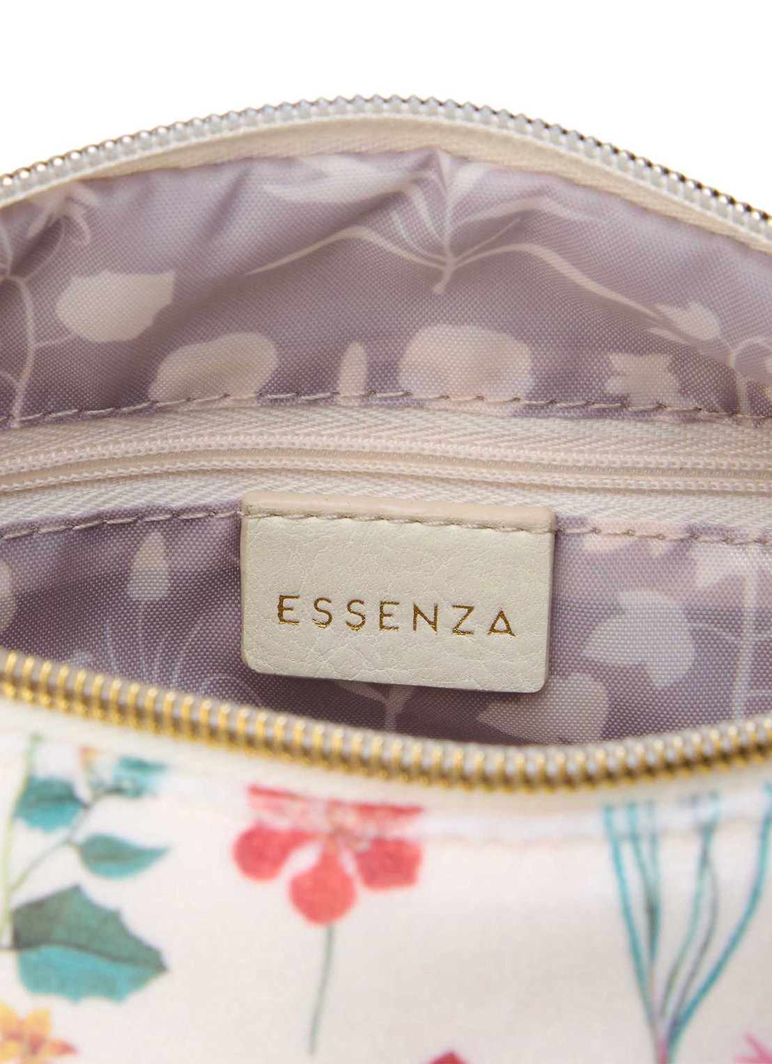 Essenza Megan Marigold Make-uptas - detail 2 vanillegeel