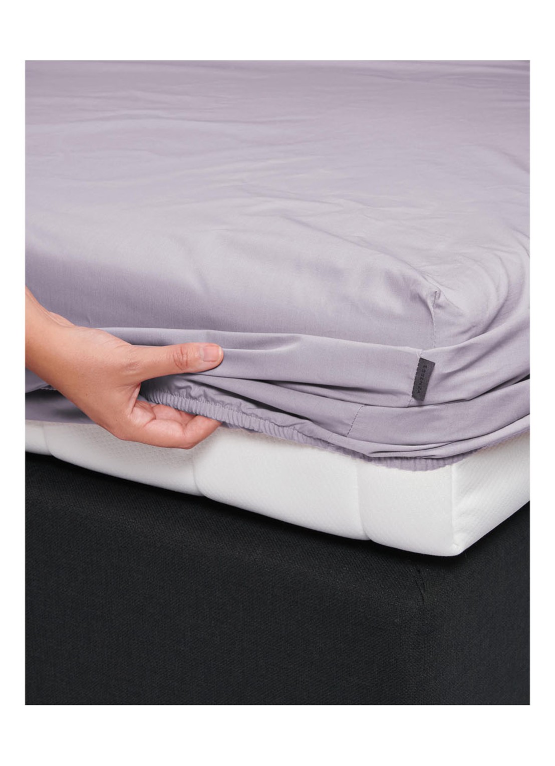 Essenza Minte hoeslaken van katoensatijn 300TC, hoekhoogte 35 cm - voorkant 5 lila