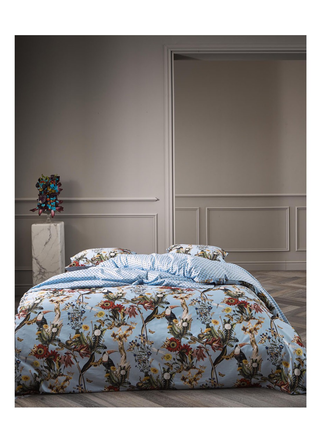 Essenza Premium Collection Airen katoensatijn dekbedovertrekset 300TC - inclusief kussenslopen - voorkant 3 lichtblauw