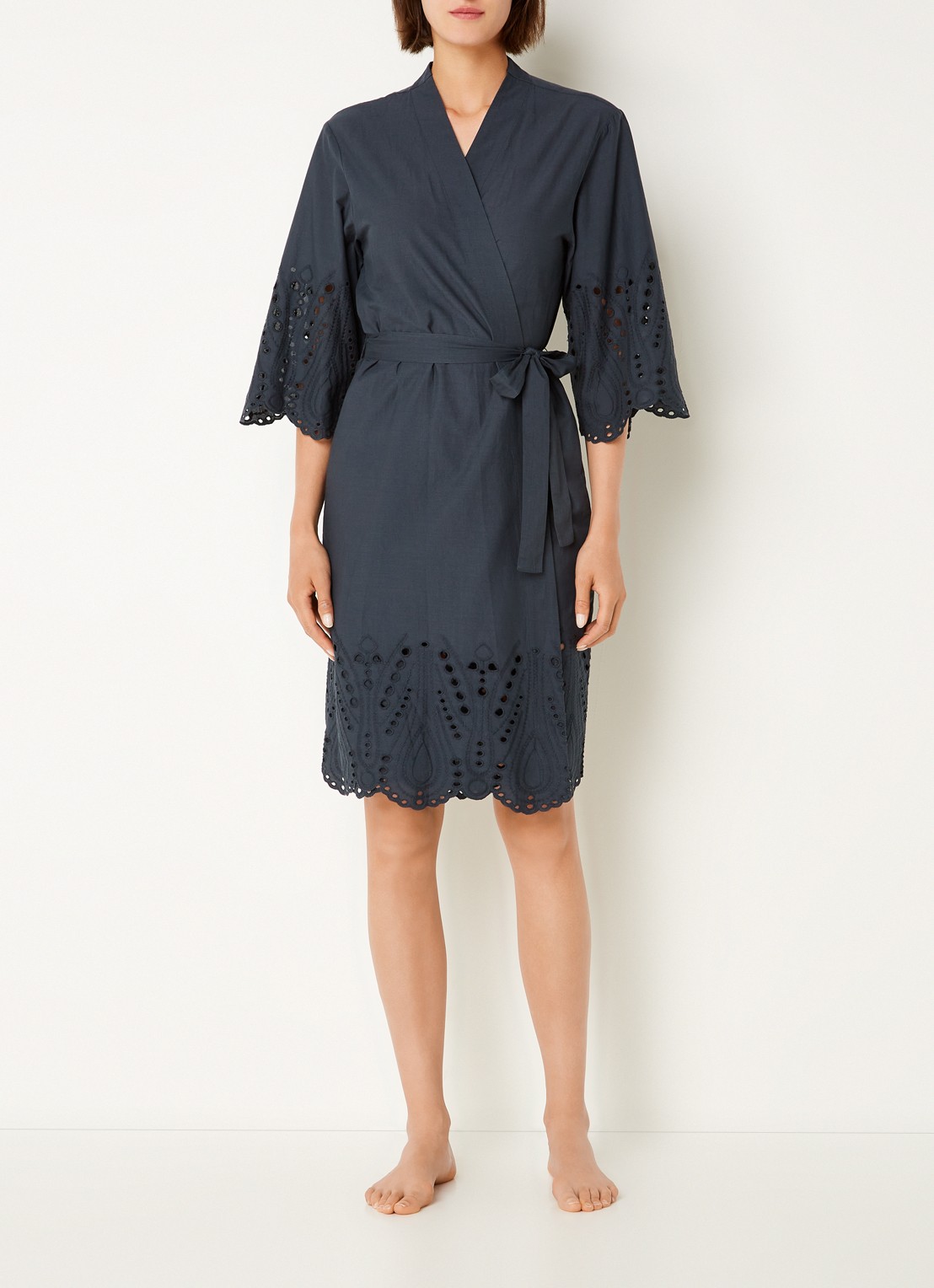 Essenza Sarai Tilia kimono met broderie - detail 4 donkerblauw