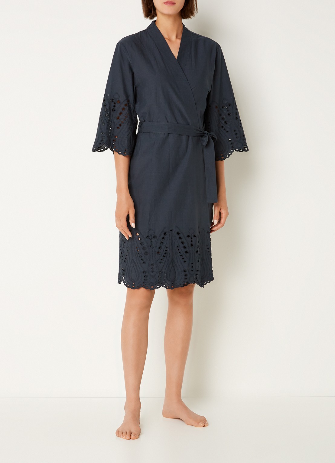 Essenza Sarai Tilia kimono met broderie - voorkant 3 donkerblauw