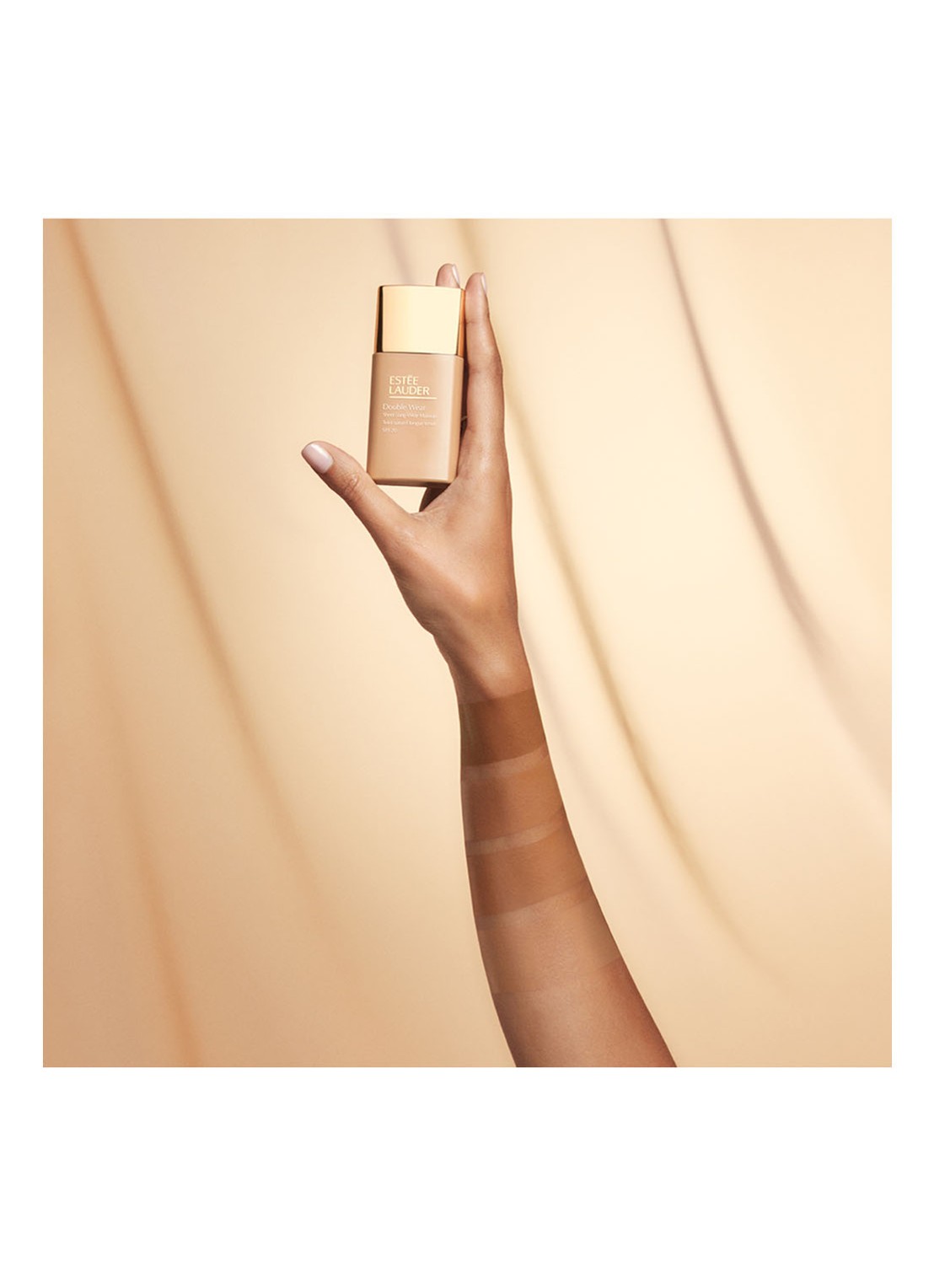 Estée Lauder Double Wear Sheer Long-Wear Makeup SPF 20 - foundation - detail 4 5w1 bronze