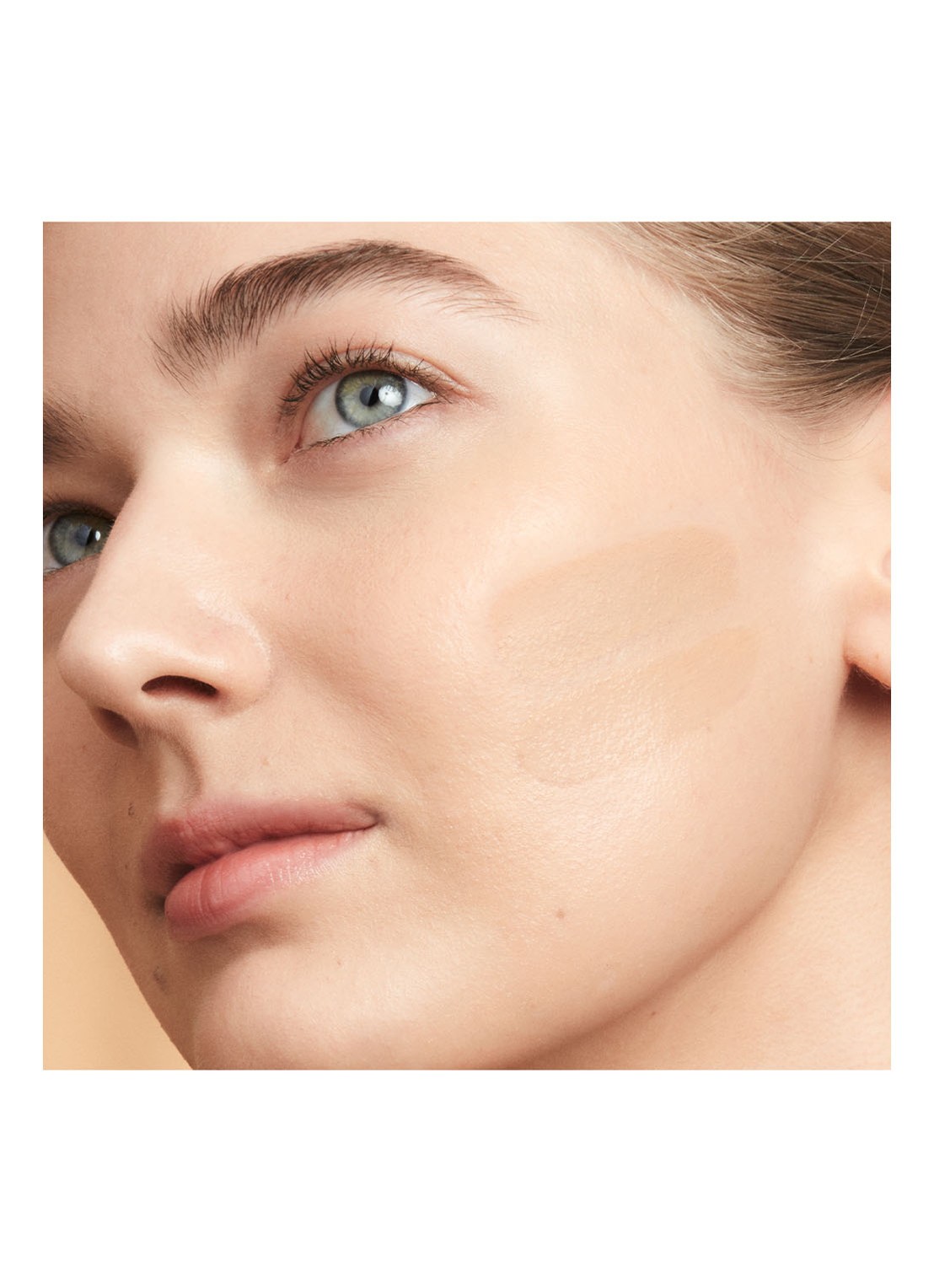 Estée Lauder Double Wear Sheer Long-Wear Makeup SPF 20 - foundation - detail 5 1n2