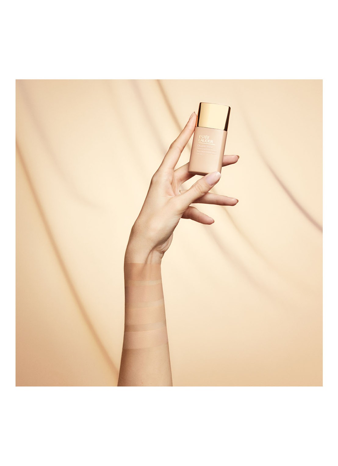 Estée Lauder Double Wear Sheer Long-Wear Makeup SPF 20 - foundation - detail 6 1n2