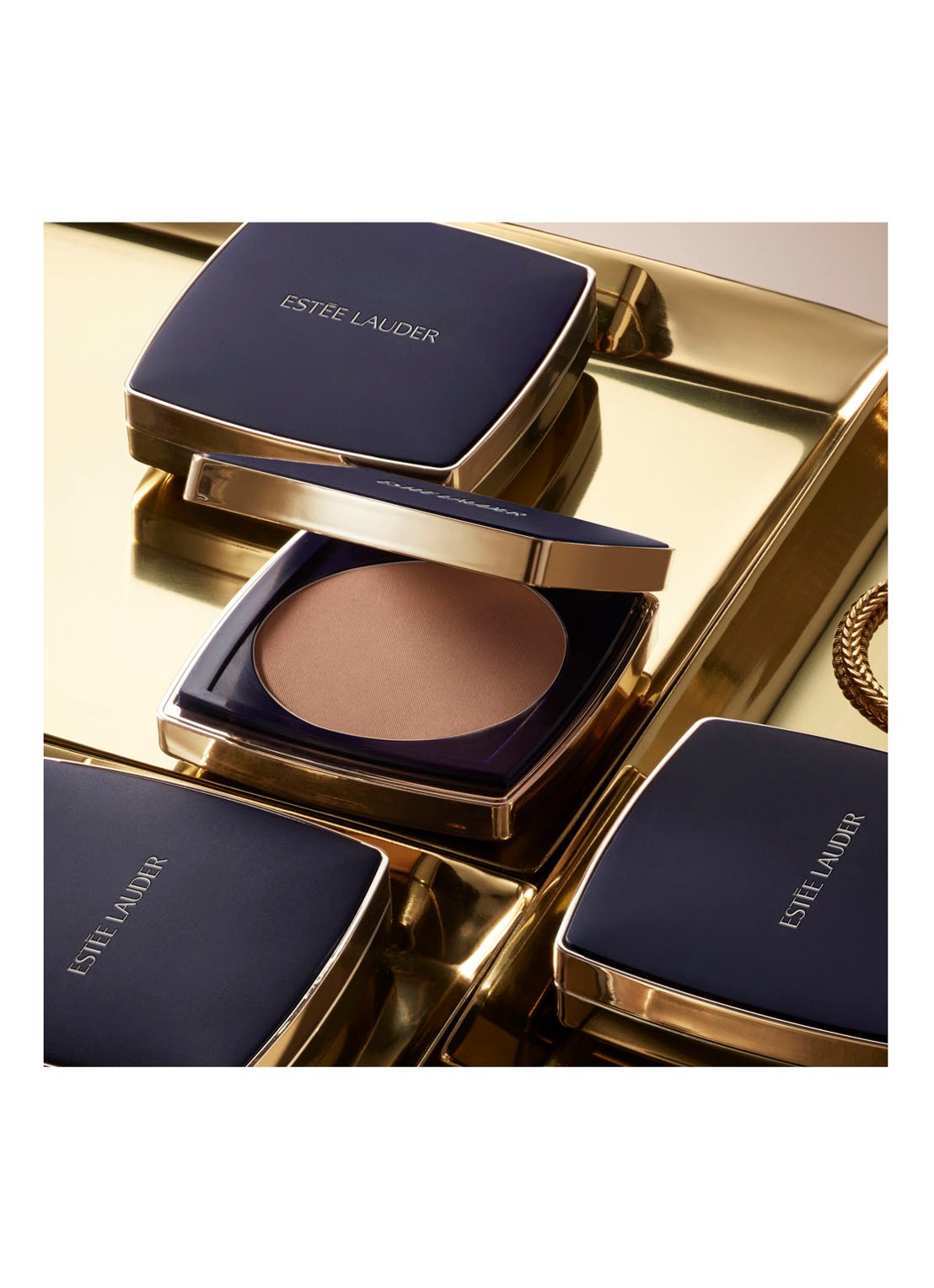Estée Lauder Double Wear Stay-in-Place Matte Powder Foundation SPF 10 - foundation - detail 4 truffle - 6n2