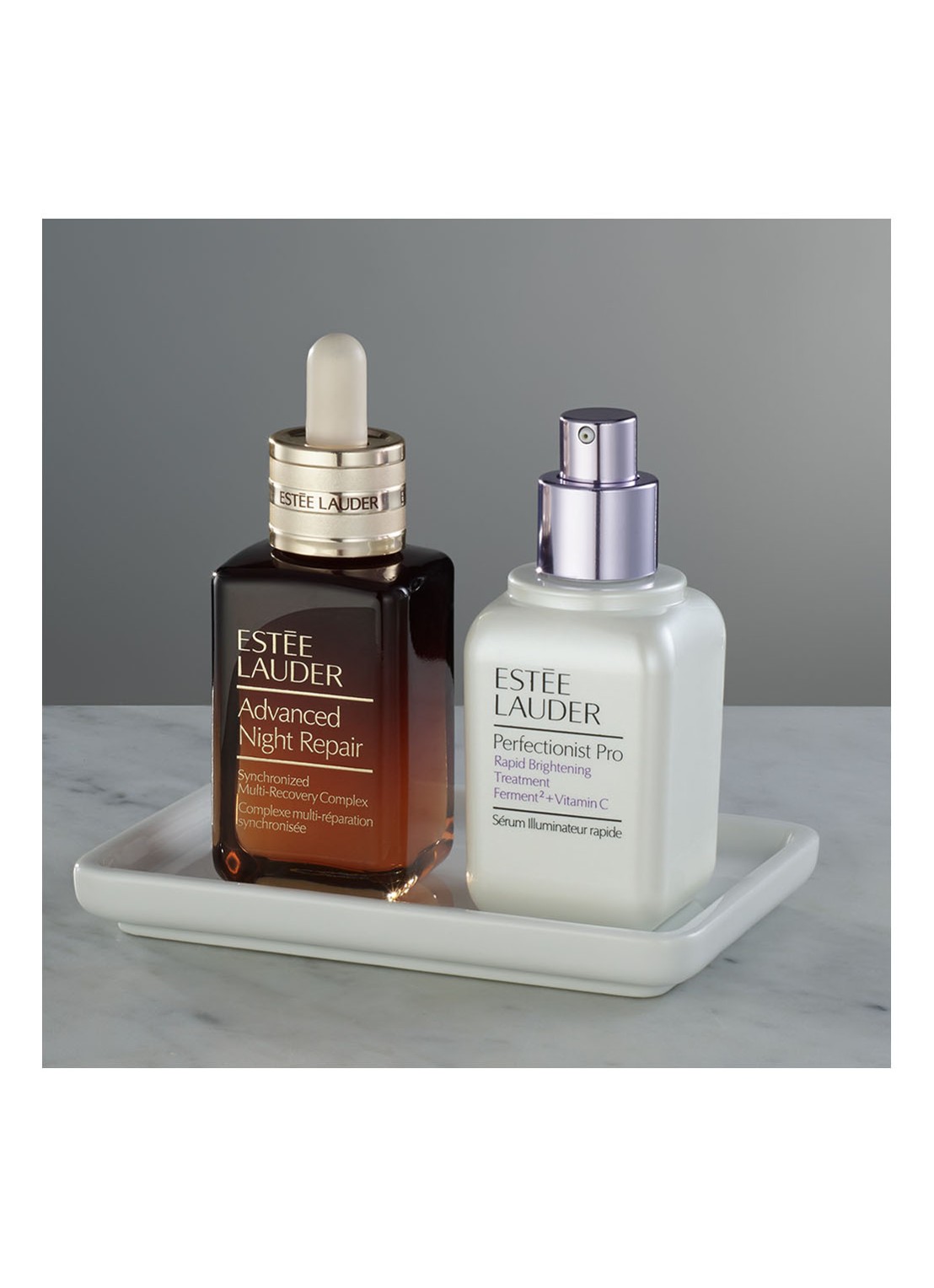 Estée Lauder Perfectionist Pro Rapid Brightening - verhelderend gezichtsserum - detail 2 undefined