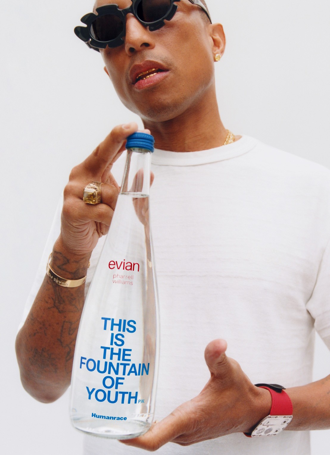 evian Evian x Pharell Wiliams mineraalwater 750 ml - voorkant 2 undefined