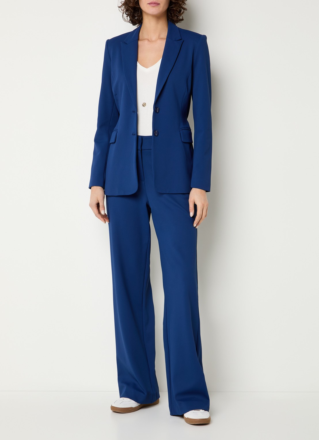 Expresso Blazer met strikceintuur en klepzakken - voorkant 2 royalblauw