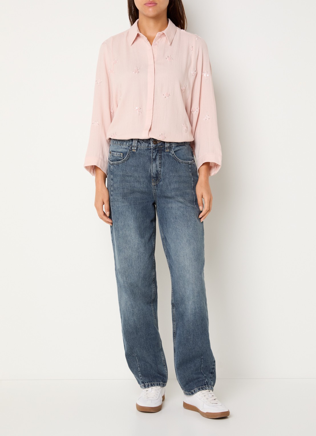 Expresso Blouse met bloemeborduring - voorkant 4 lichtroze